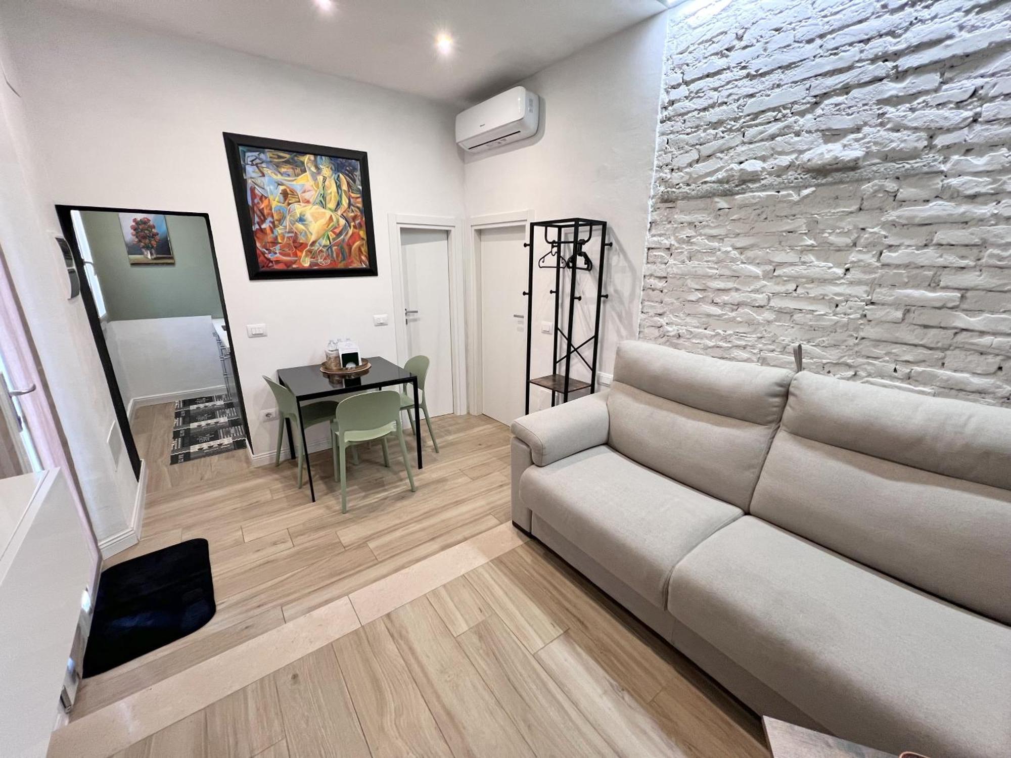Home Cavour Prato Prato  Ngoại thất bức ảnh