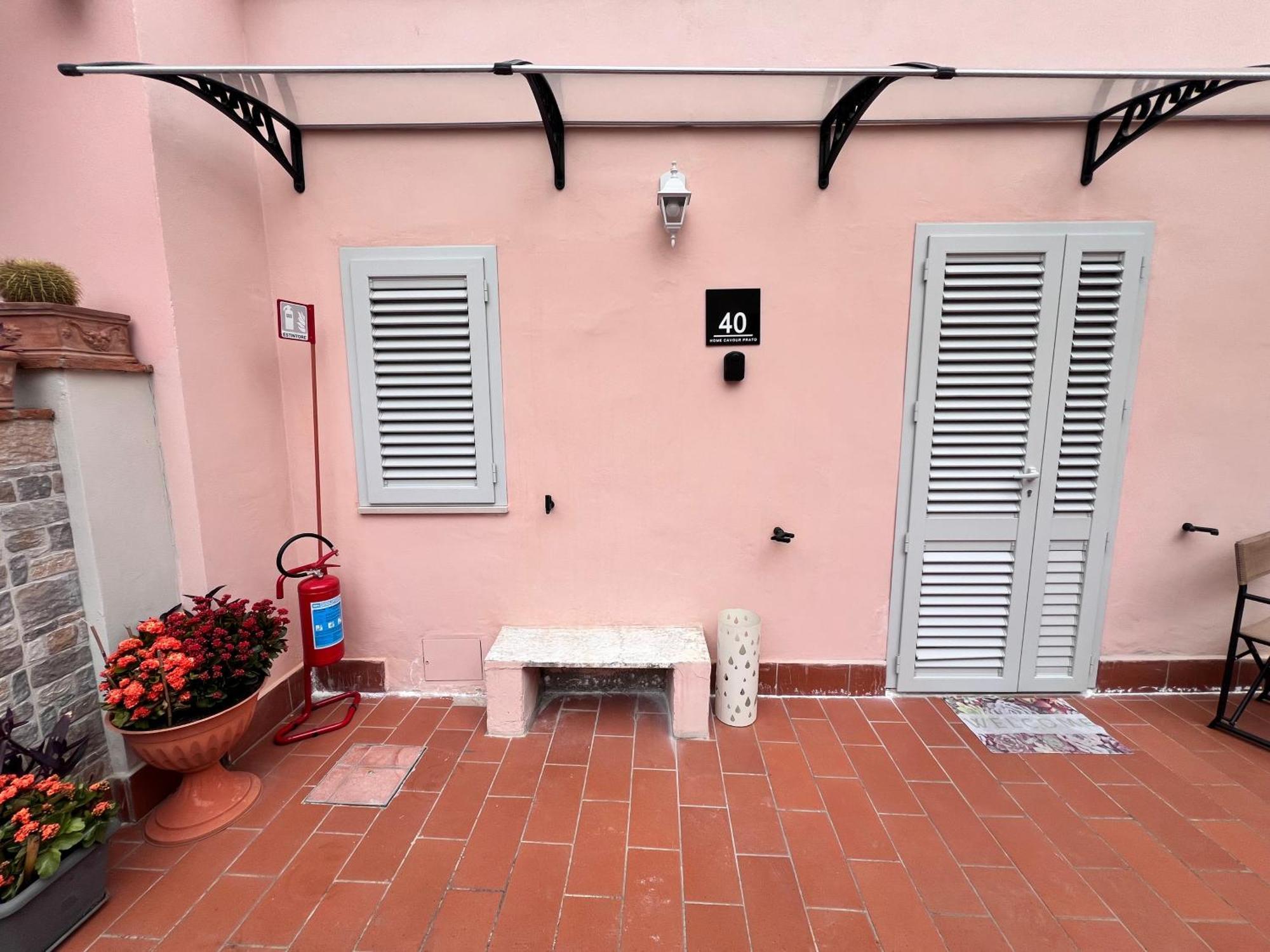 Home Cavour Prato Prato  Ngoại thất bức ảnh